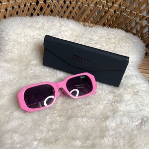 NWT Quay Australia Pink Sunglasses with Case